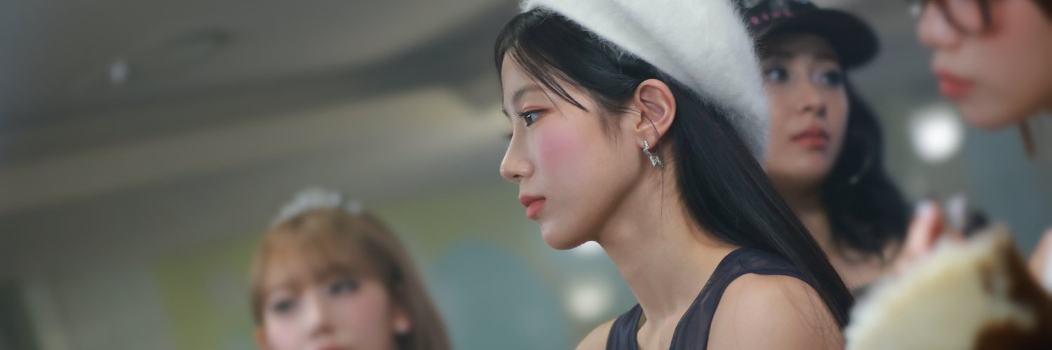 DeniakN's profile banner image