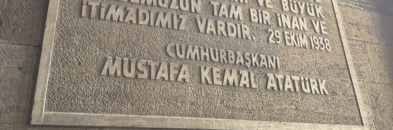 MineKhrmnoglu's profile banner image