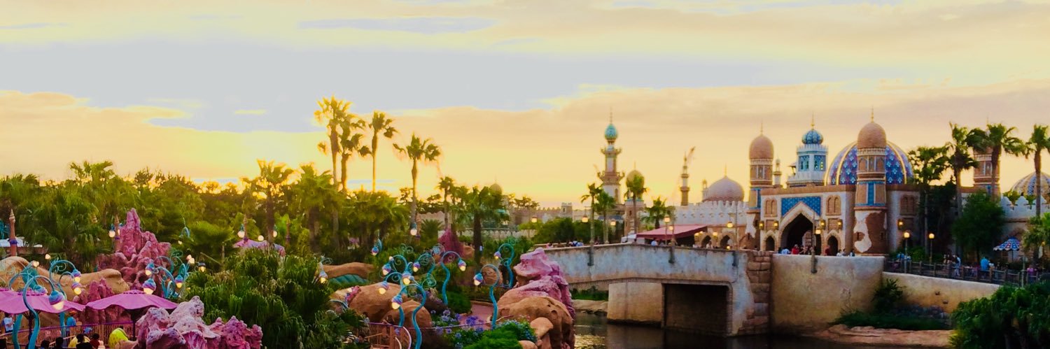summeristits's profile banner image