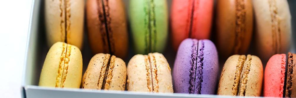 Bisous Bisous banner