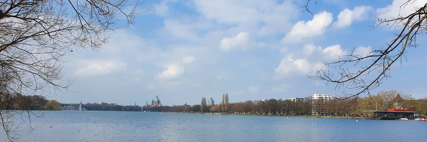 Alex 🐇🌱 banner