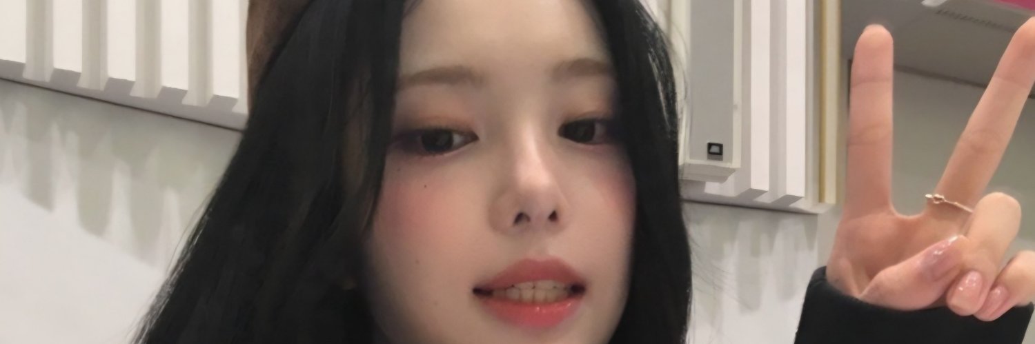 divcerse's profile banner image