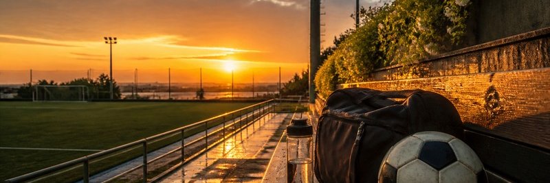 mznah38's profile banner image