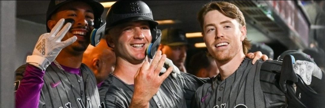 Remus Annus🤍 banner