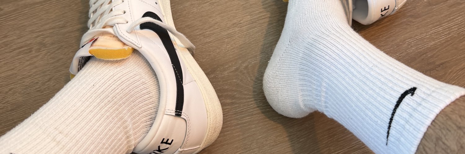 Valentinoo_papi's profile banner image