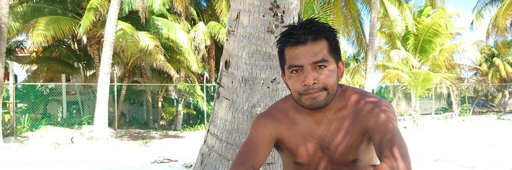 alosalox's profile banner image