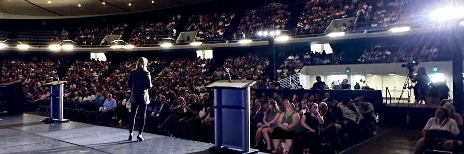 Lainie Rowell banner