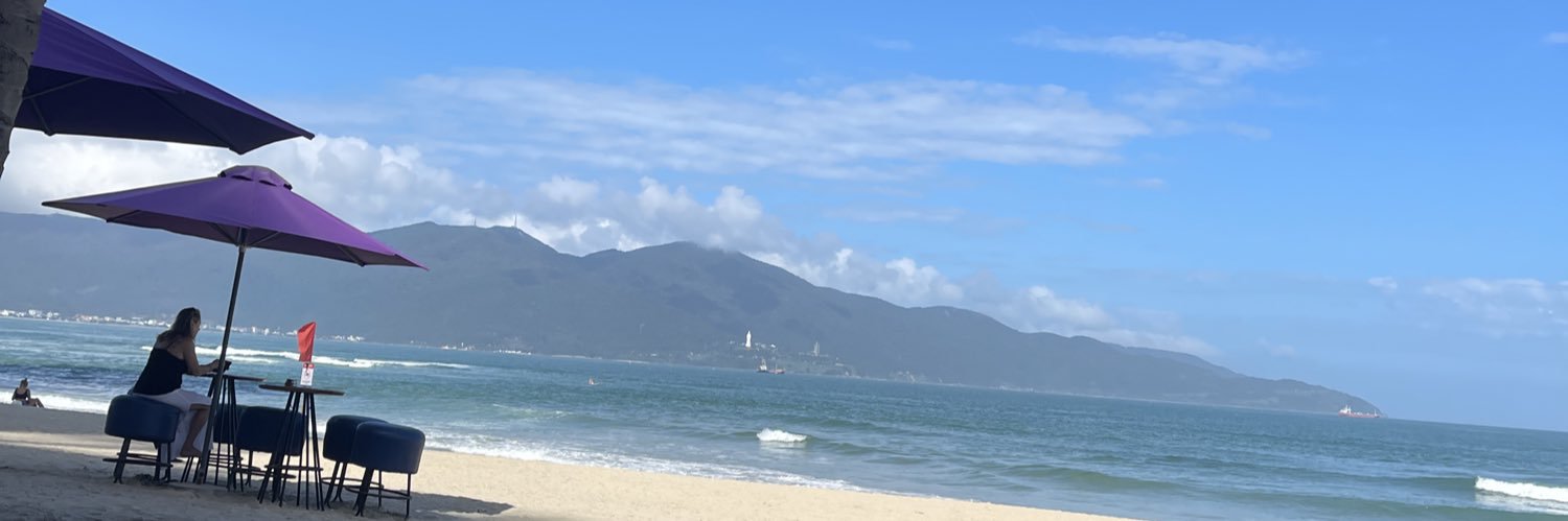 AshleyGPT's profile banner image