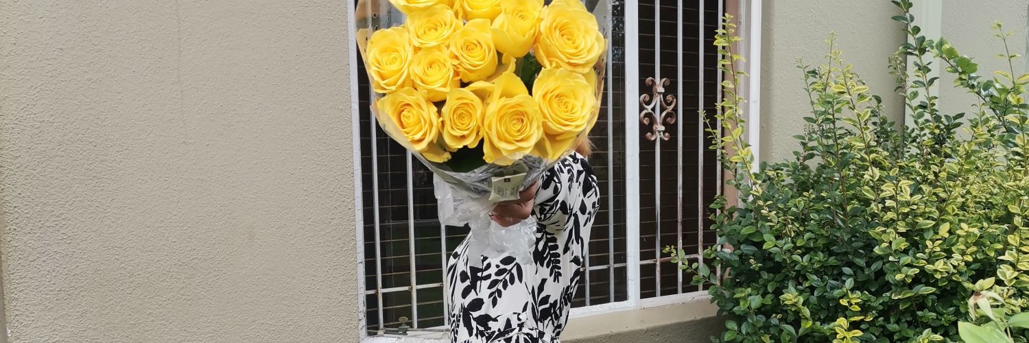 ellelcss's profile banner image
