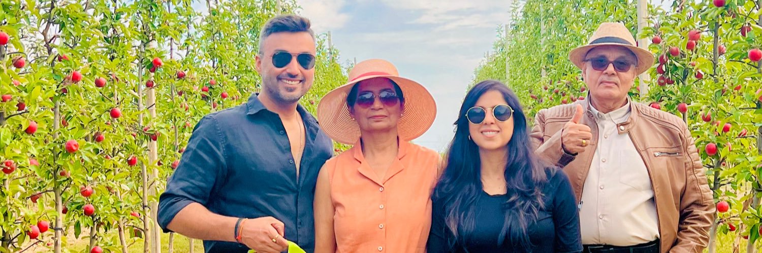 karanbsingh's profile banner image