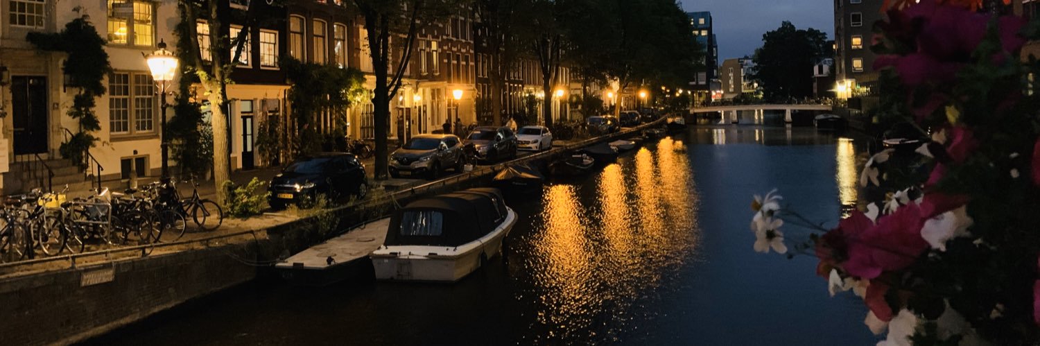 JuliFarinelli's profile banner image
