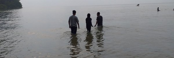 fara_hamidi Profile Banner