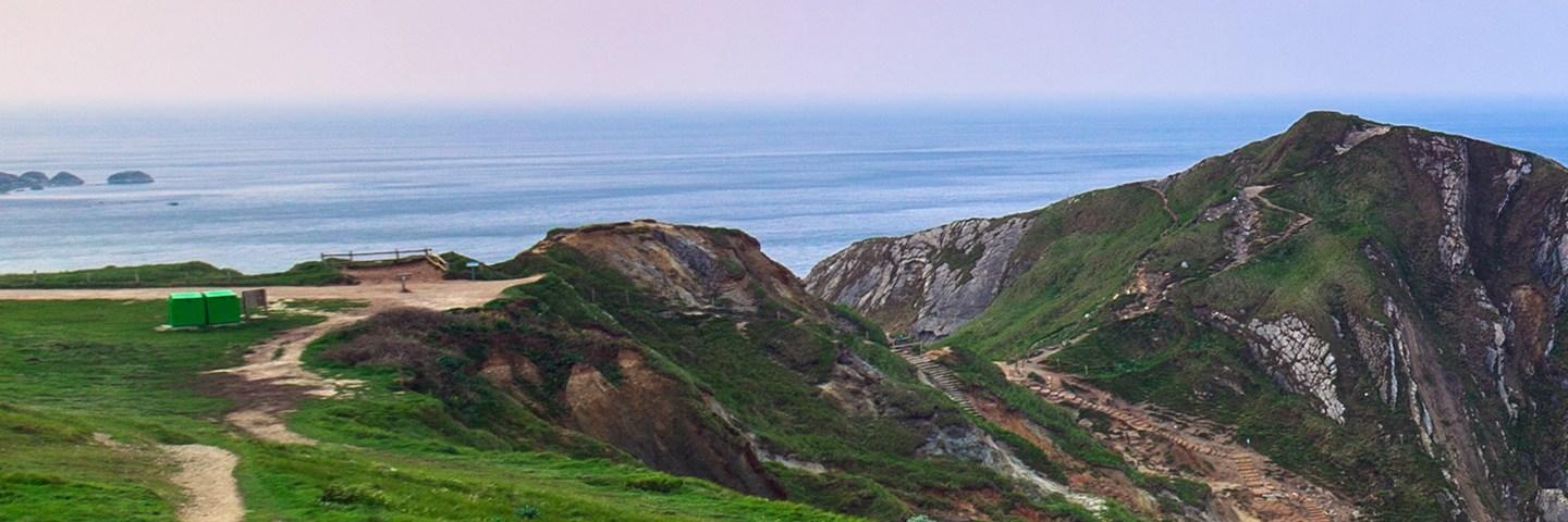 r6Q_Q's profile banner image
