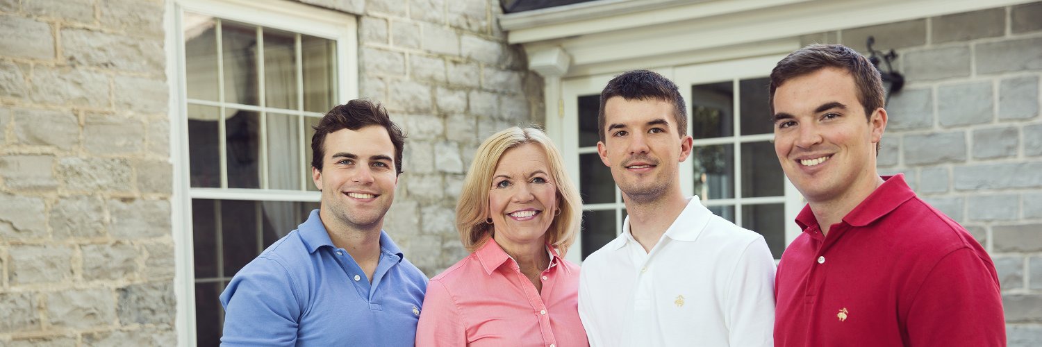 Christine Elliott banner