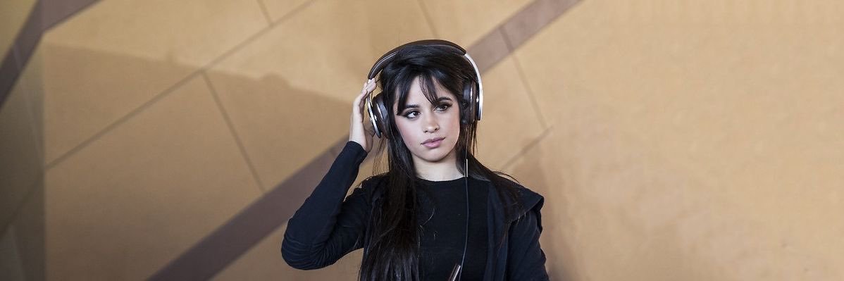 sonmhee's profile banner image