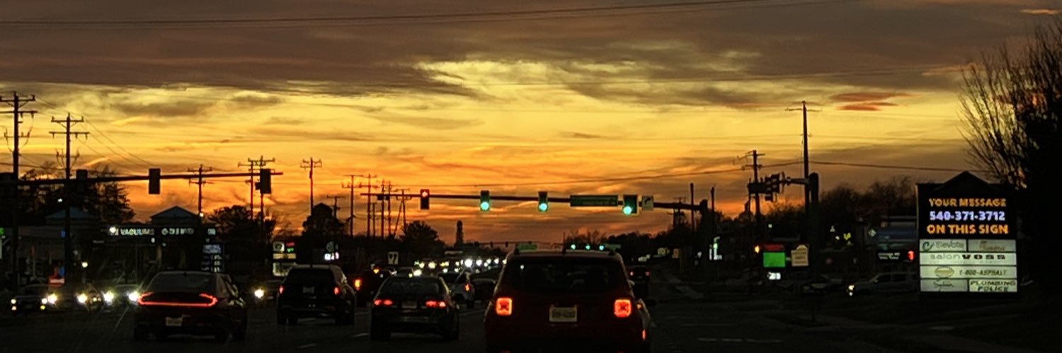 leslee_mone's profile banner image