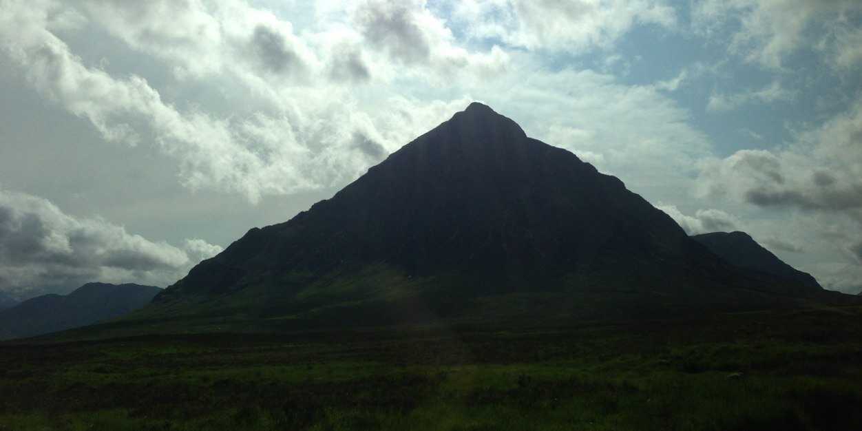 Ross Moncrieff banner