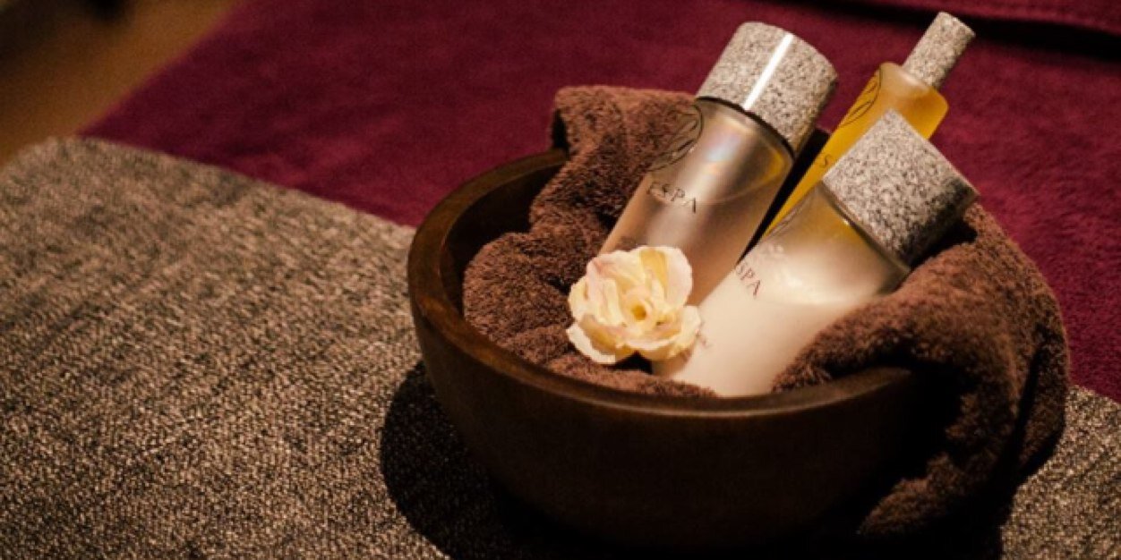 Lefroy Beauty banner