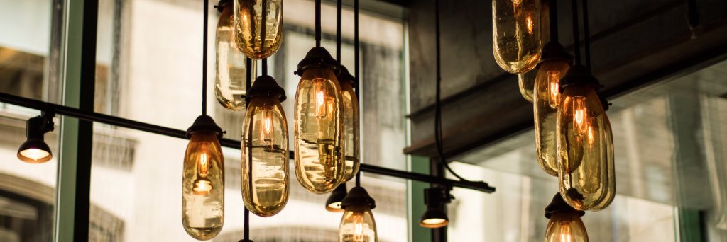 Karla Karcioglu (car-gee-oh-loo) 👩🏻‍🦱 banner