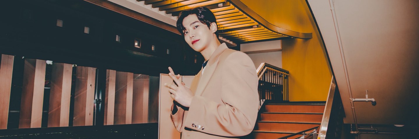 KPOPAyu30's profile banner image