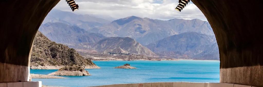 Martín Kerchner Tomba banner