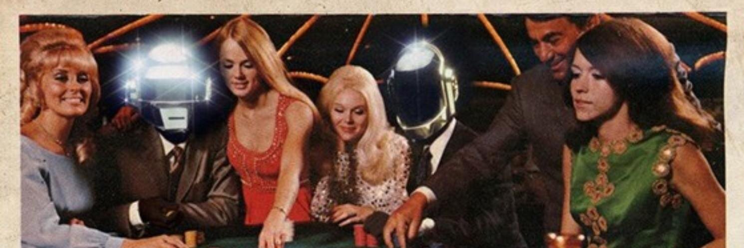 RenataSimoes's profile banner image