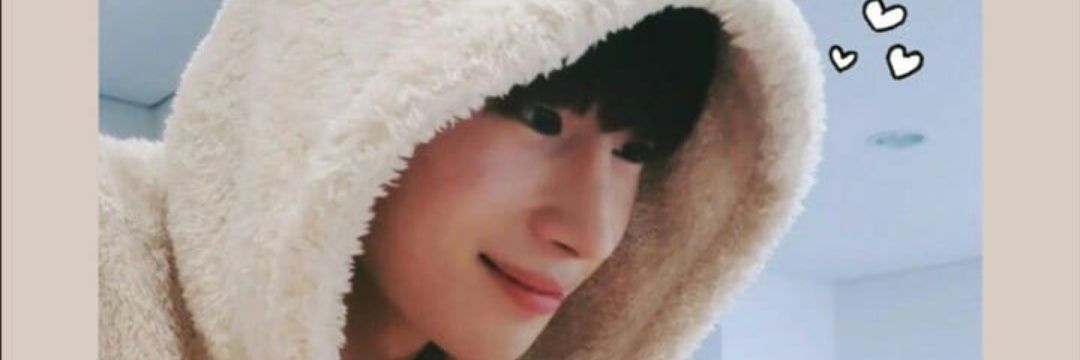 ya_ica's profile banner image