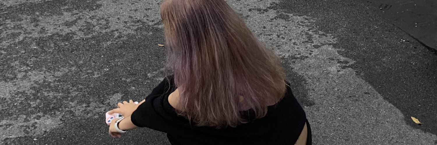 ylleefil's profile banner image