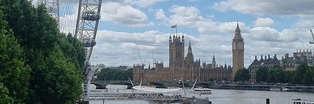 عبدالرحمن آل ونده banner