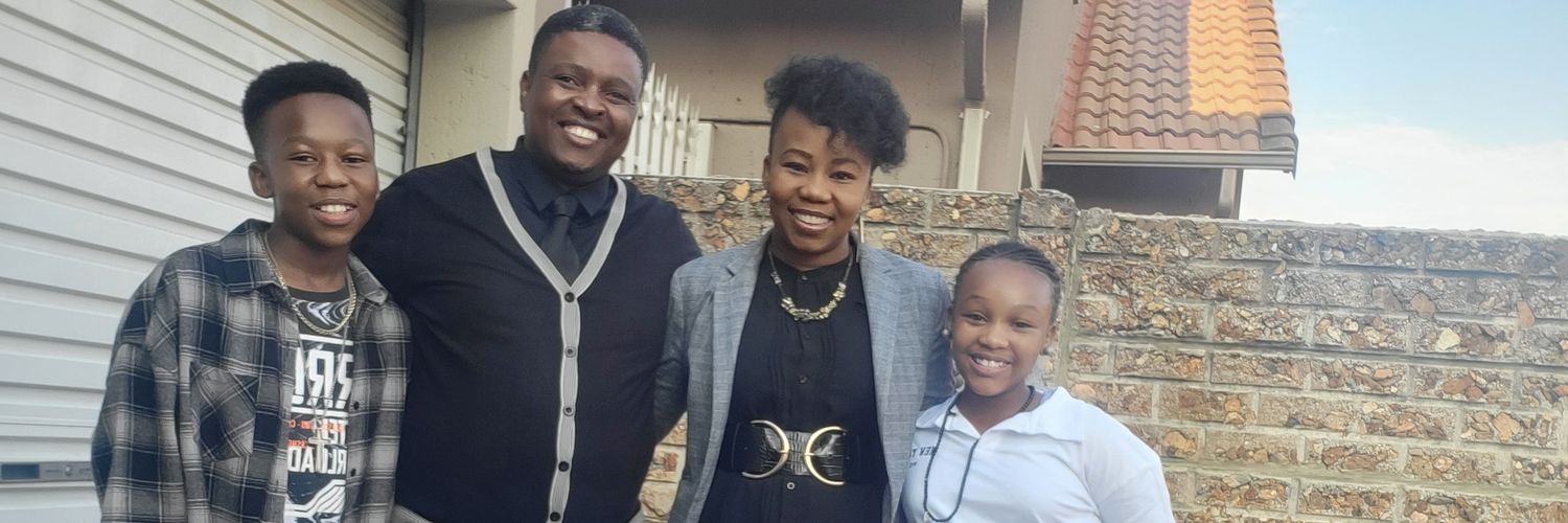 nolThando 📌♥️ banner