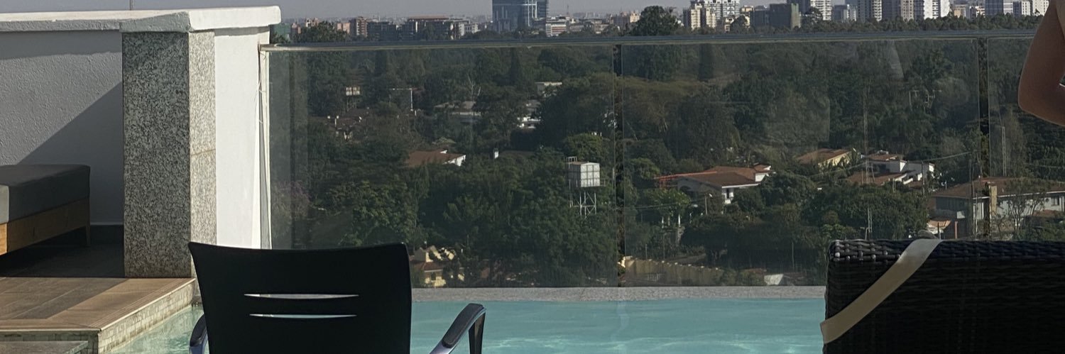 quellit_'s profile banner image