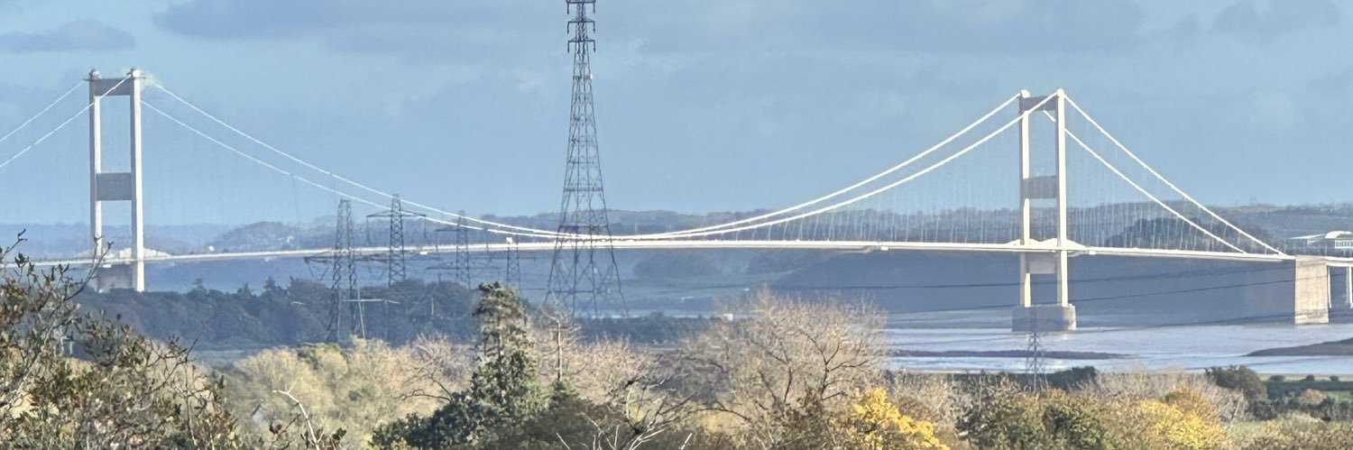 Beh R O Z 🇬🇧 banner