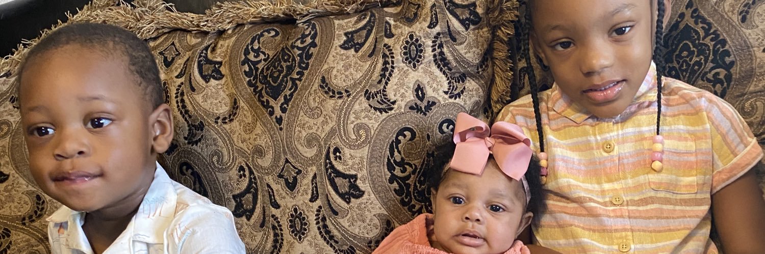 shuggdanielleee's profile banner image