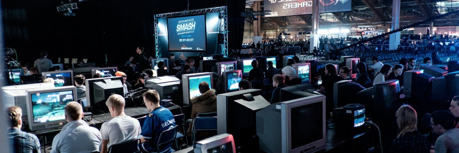 DreamHack Smash banner