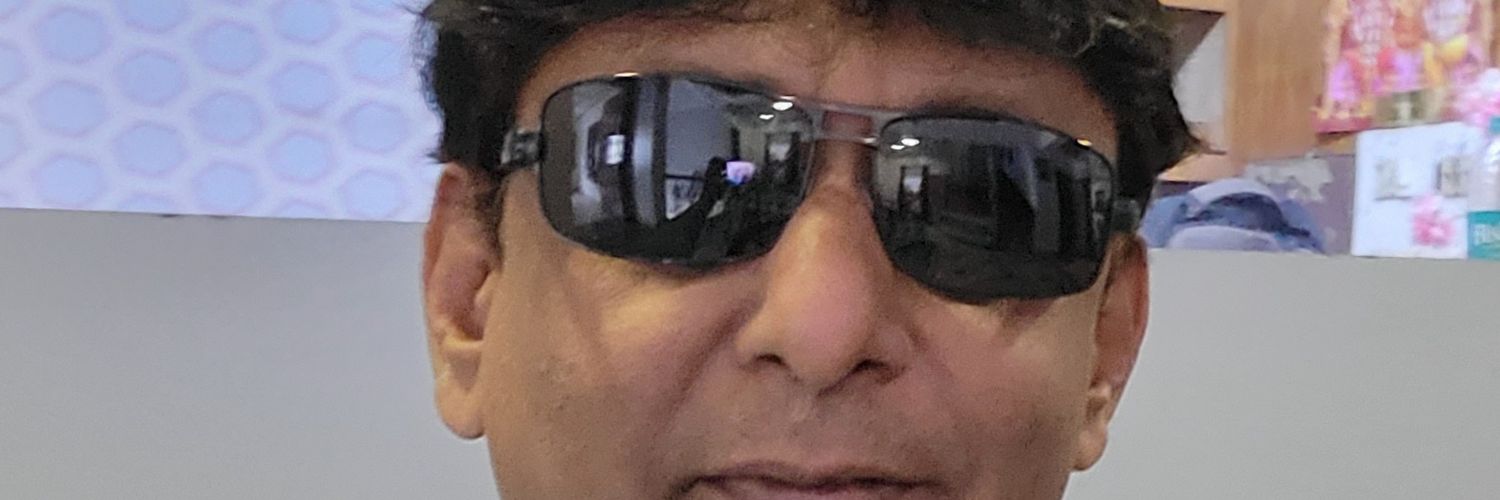 ZiaLOGIST's profile banner image