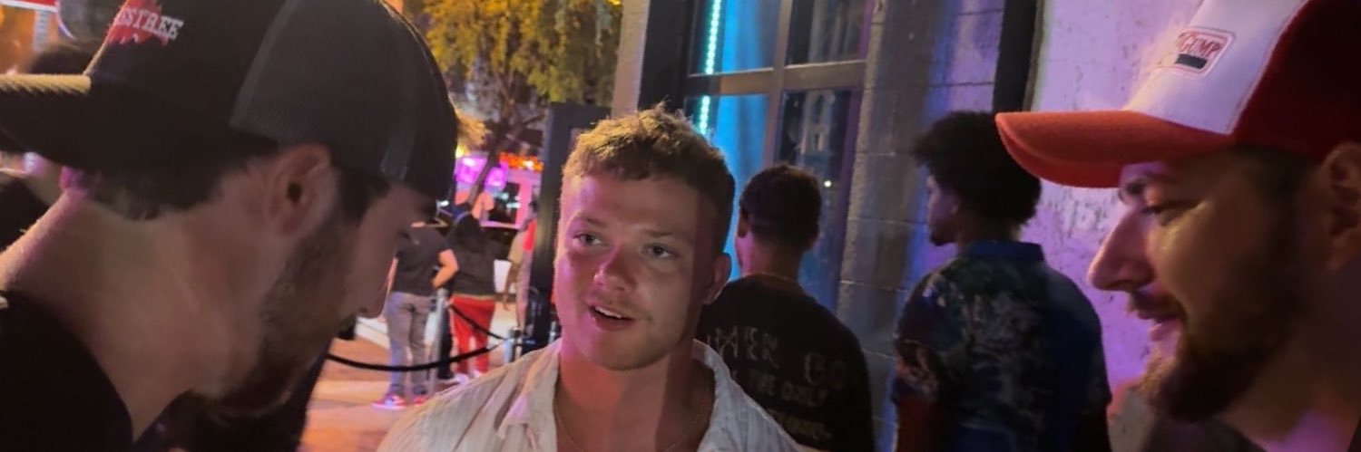 hwillz01's profile banner image
