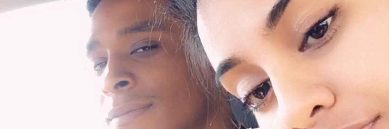 em__money's profile banner image