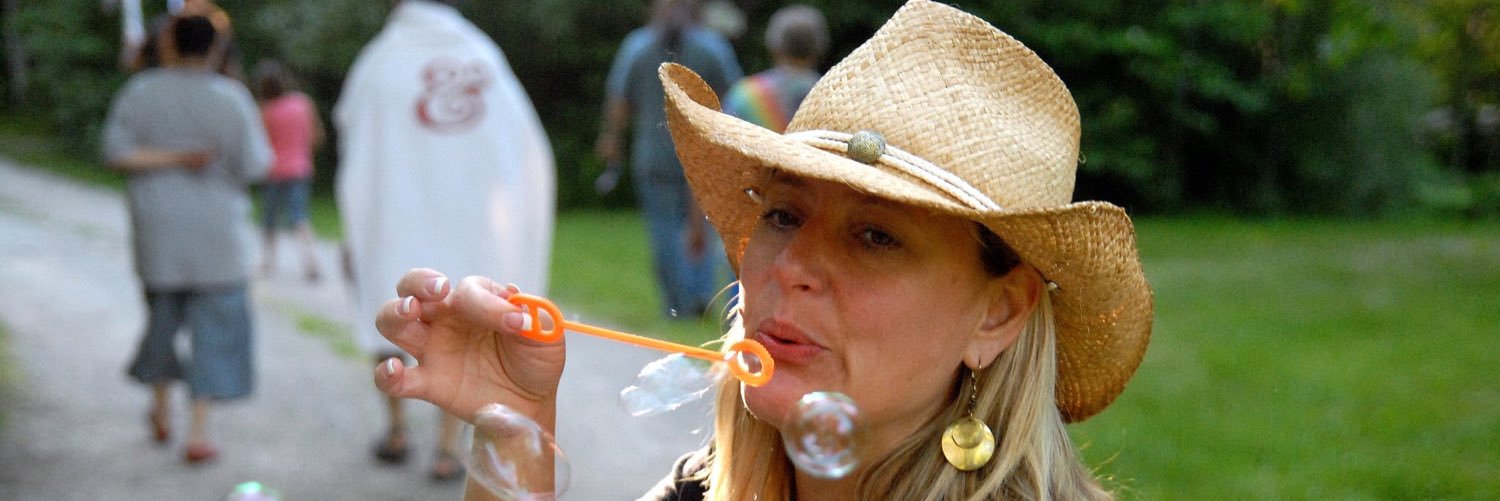michelle_thinks's profile banner image