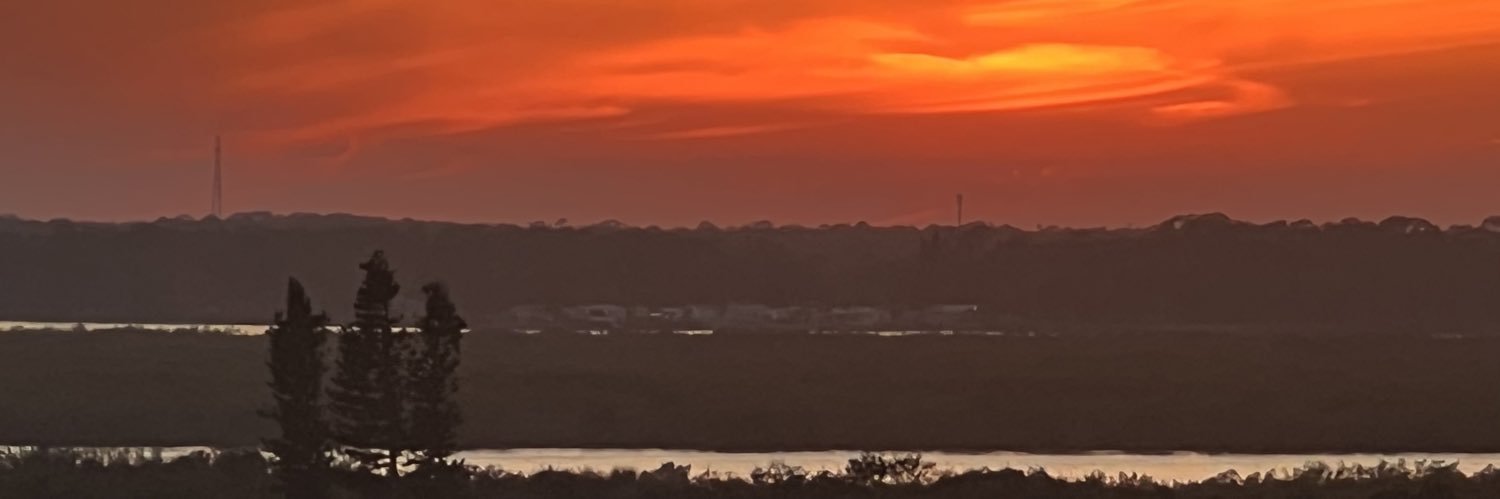 randaroni's profile banner image