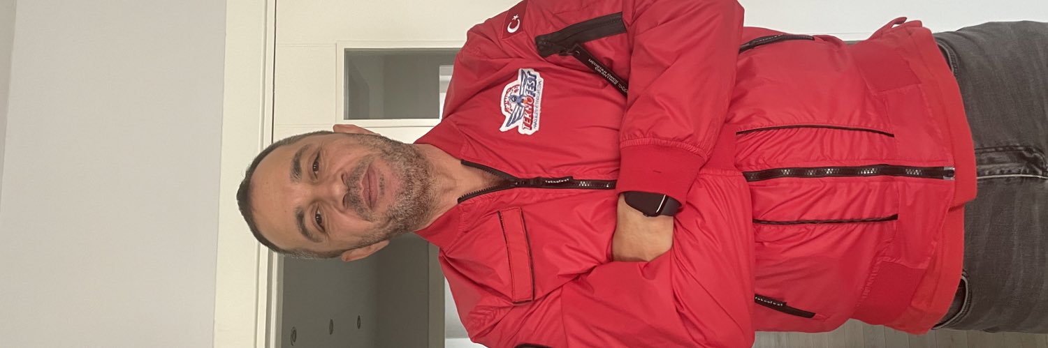 tmozyer's profile banner image