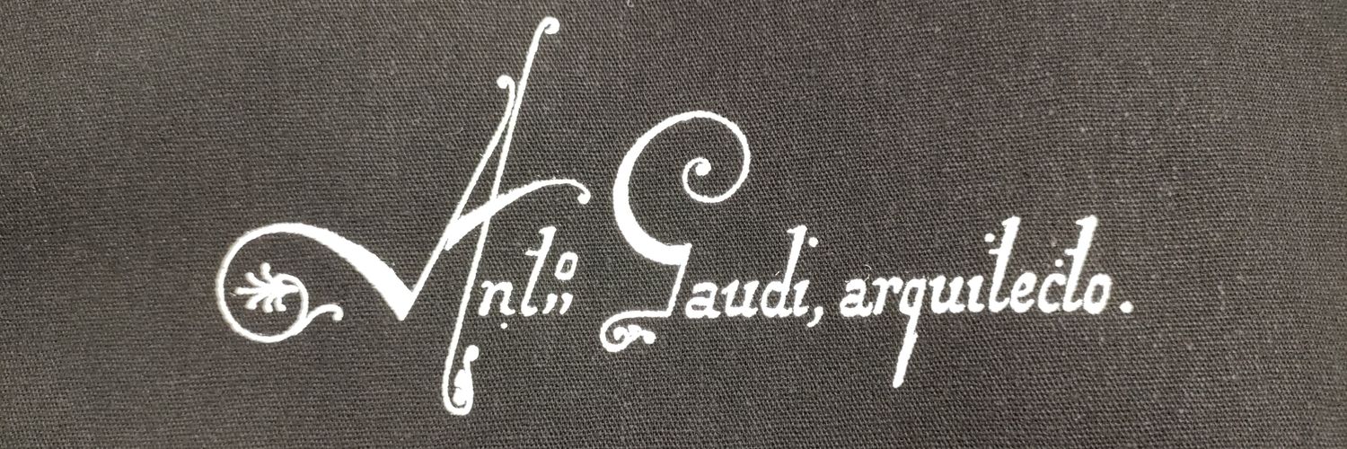 🦂🐋オウゴンオニクワガタに挟まれたい🐌🐛 banner