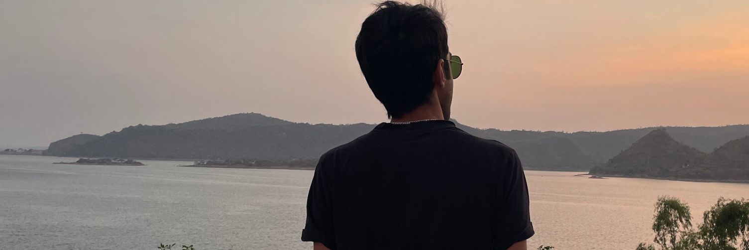 Menarianaresh3's profile banner image