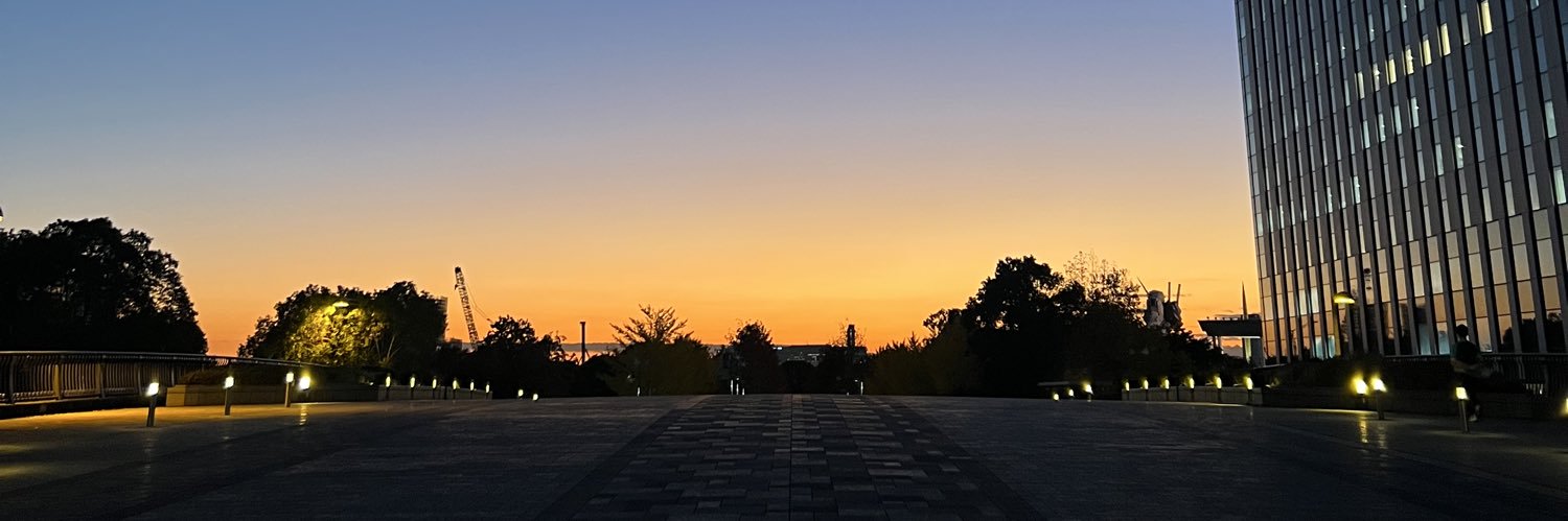 alimrn_'s profile banner image