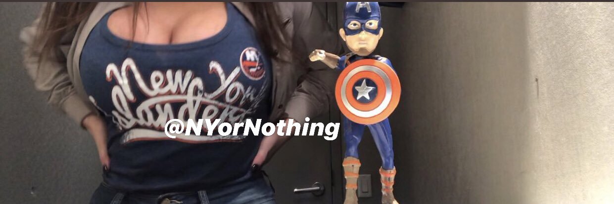 Antonella212 (Instagram) banner