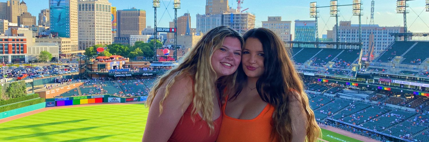 IzzyCooper2's profile banner image
