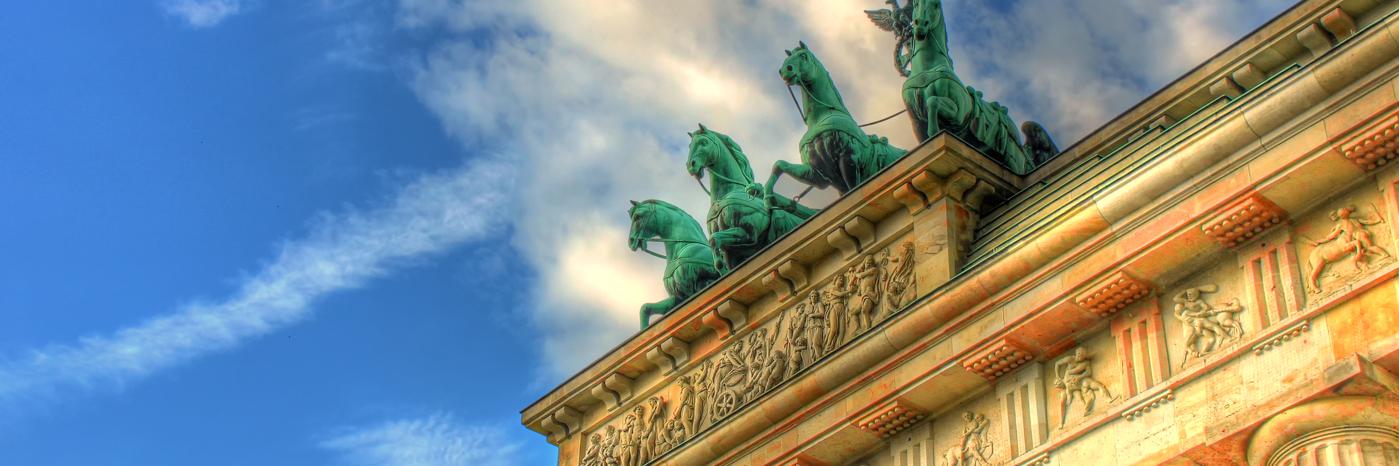 Yonico Alfajri 🦁🧙🏻‍♂️ banner