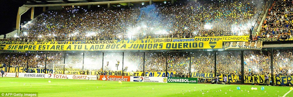 Francisco González banner