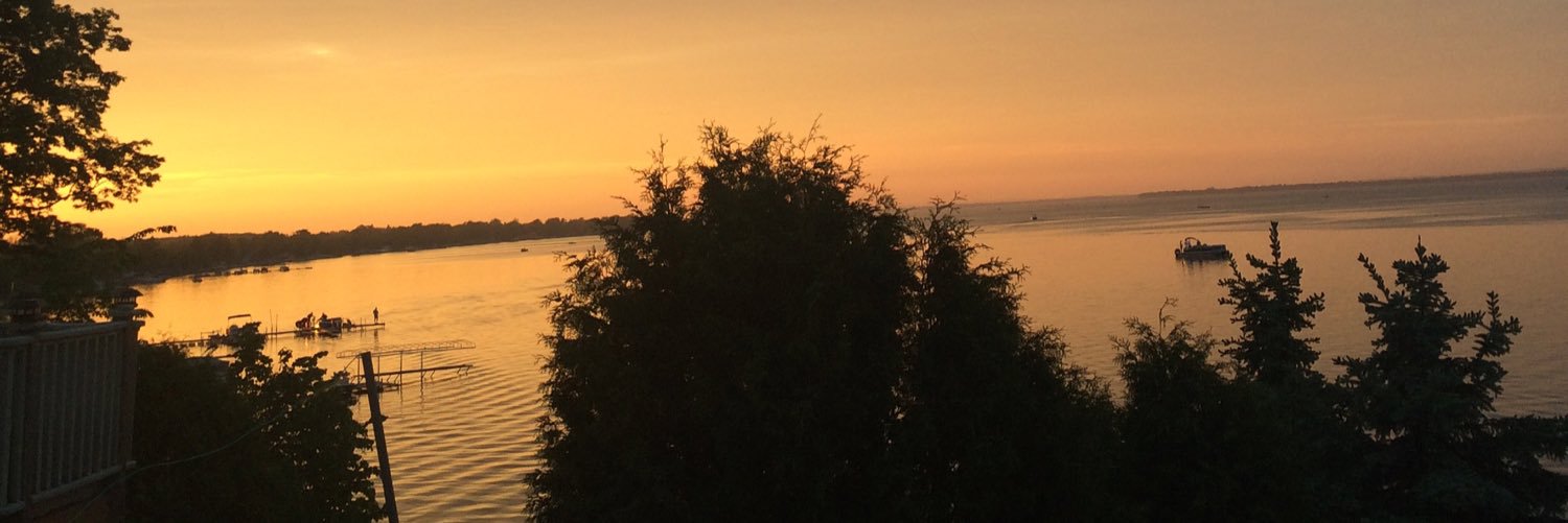 saucyaus's profile banner image