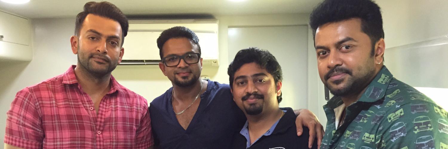 vvipink's profile banner image