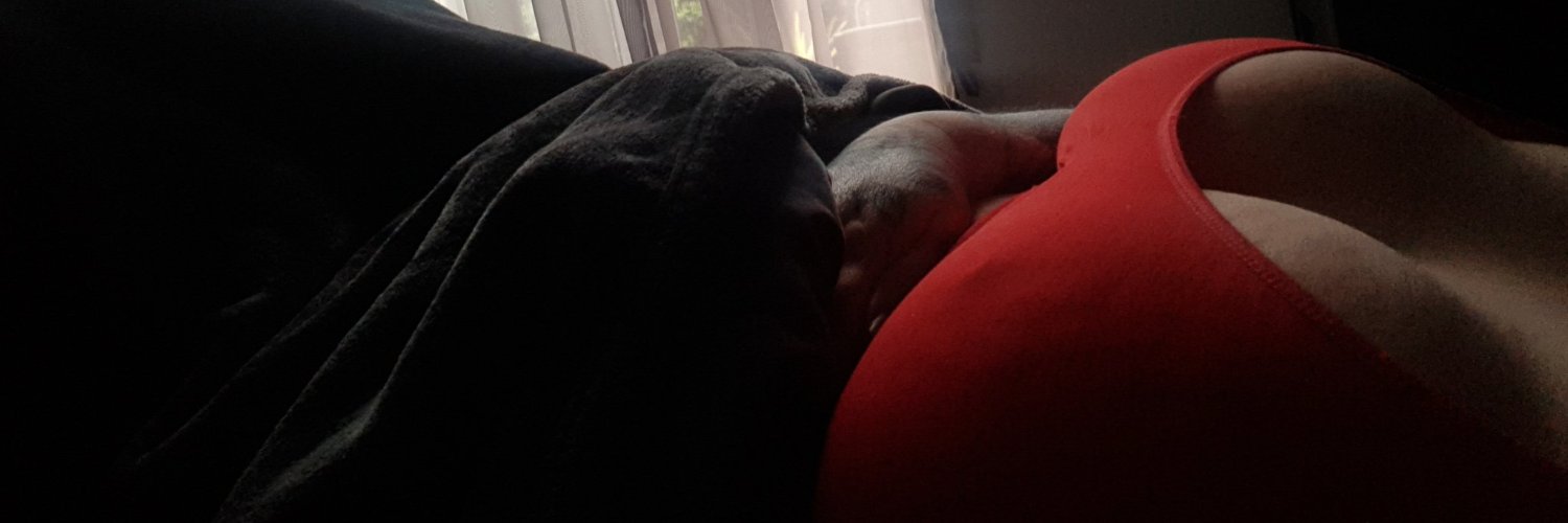 strumpet72's profile banner image